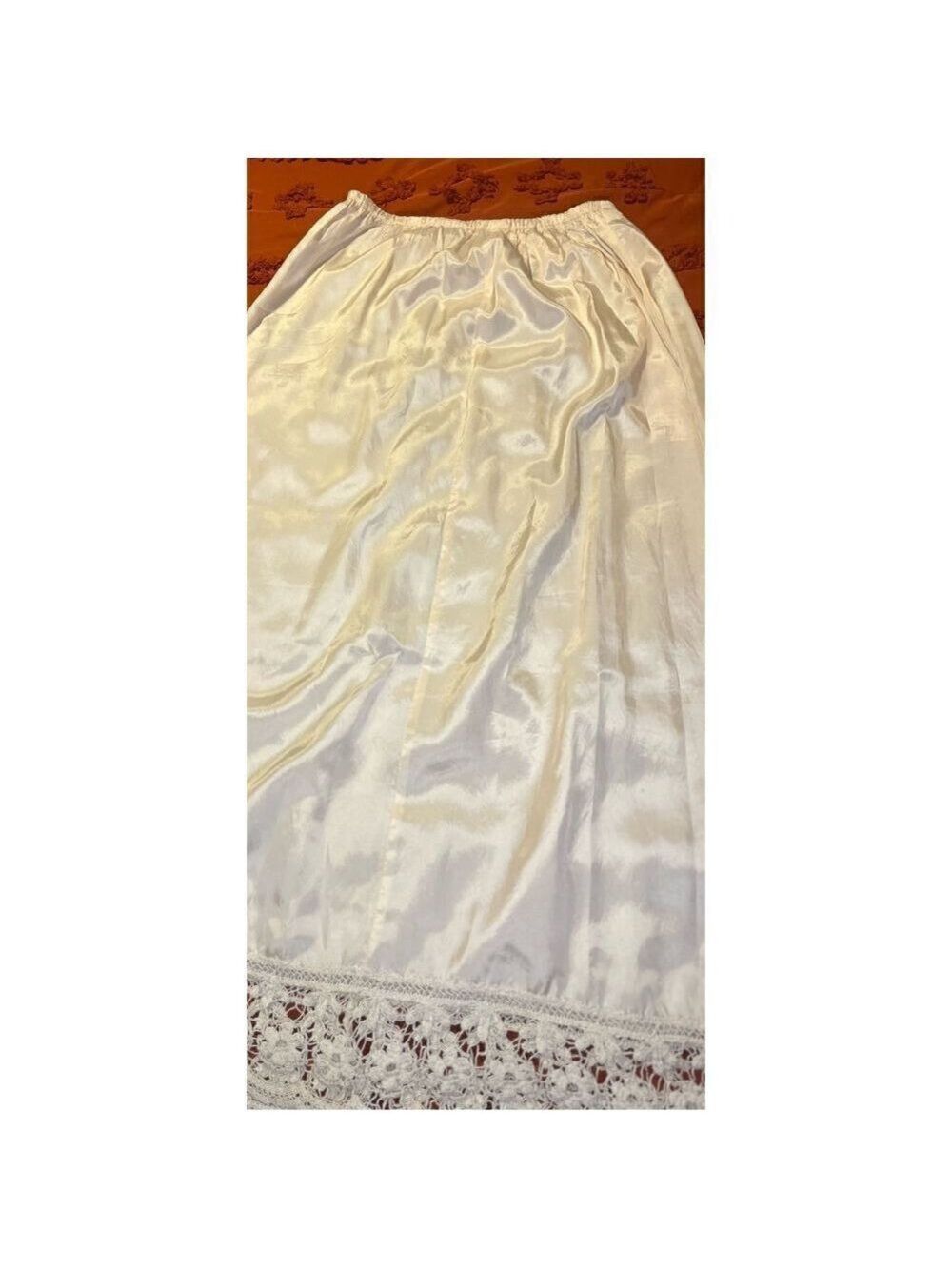 New Frontier Slip. Shiny heavy silky feel. USA. Sz. Large - Picture 11 of 16